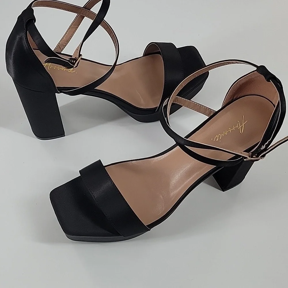 Elegant Black Platform Heels New